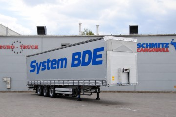 Varios Mega• Podnoszony dach•Podnoszona oś•Oświetlenie LED•System BDE